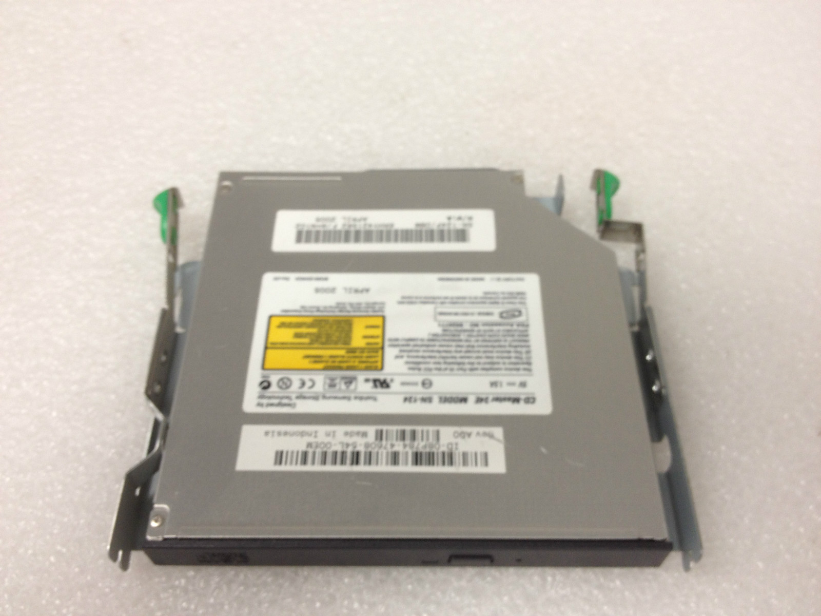Dell 4500C/4600C/4700C CD-ROM Drive 8P784, 9P738, X7082, 6P671