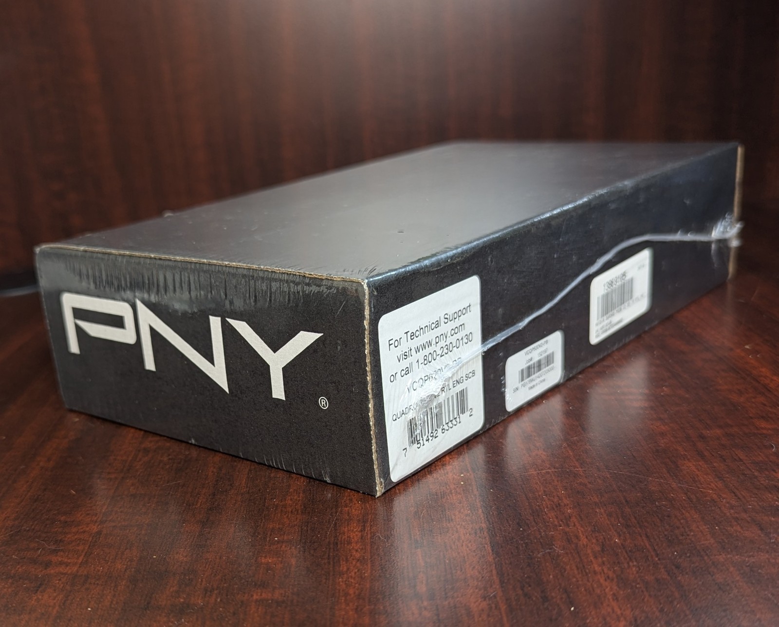 NIB New PNY Quadro P620 Graphic Card VCQP620V2-PB factory sealed