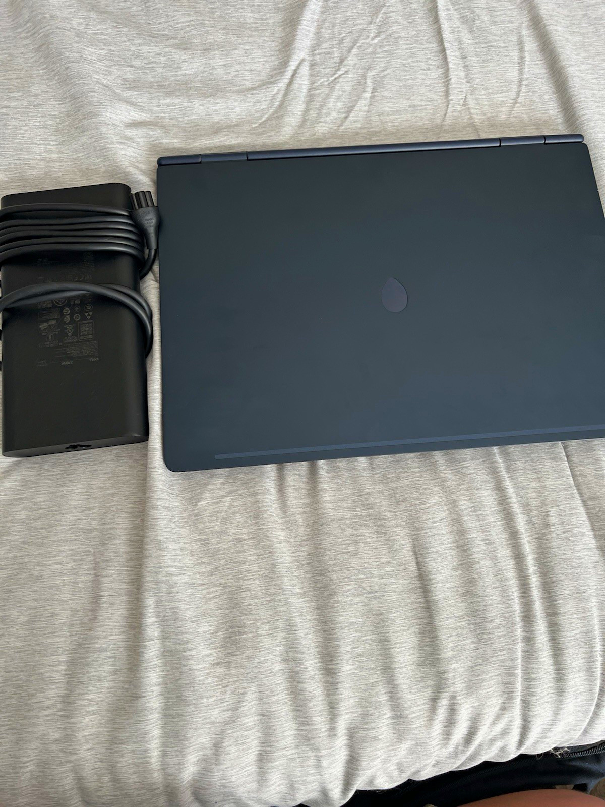 Alienware 16X Aurora 16" Core Ultra 9 275HX 32GB 2TB SSD