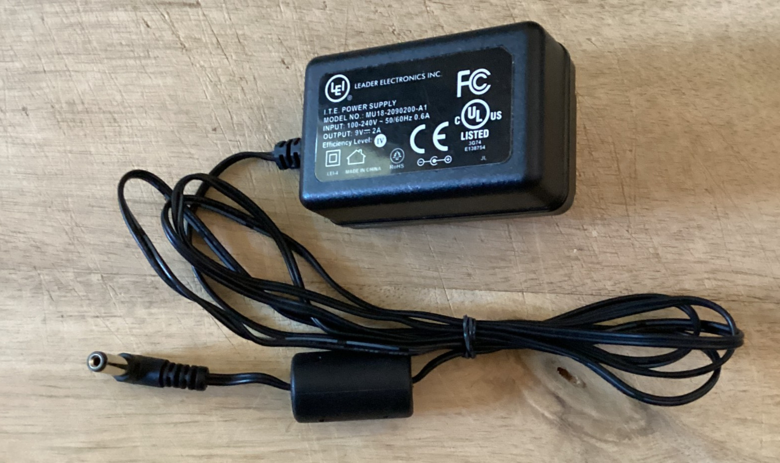 LEI Leader Electronics MU18-2090200-A1 AC Adapter Power Supply 9V 2A OEM Used