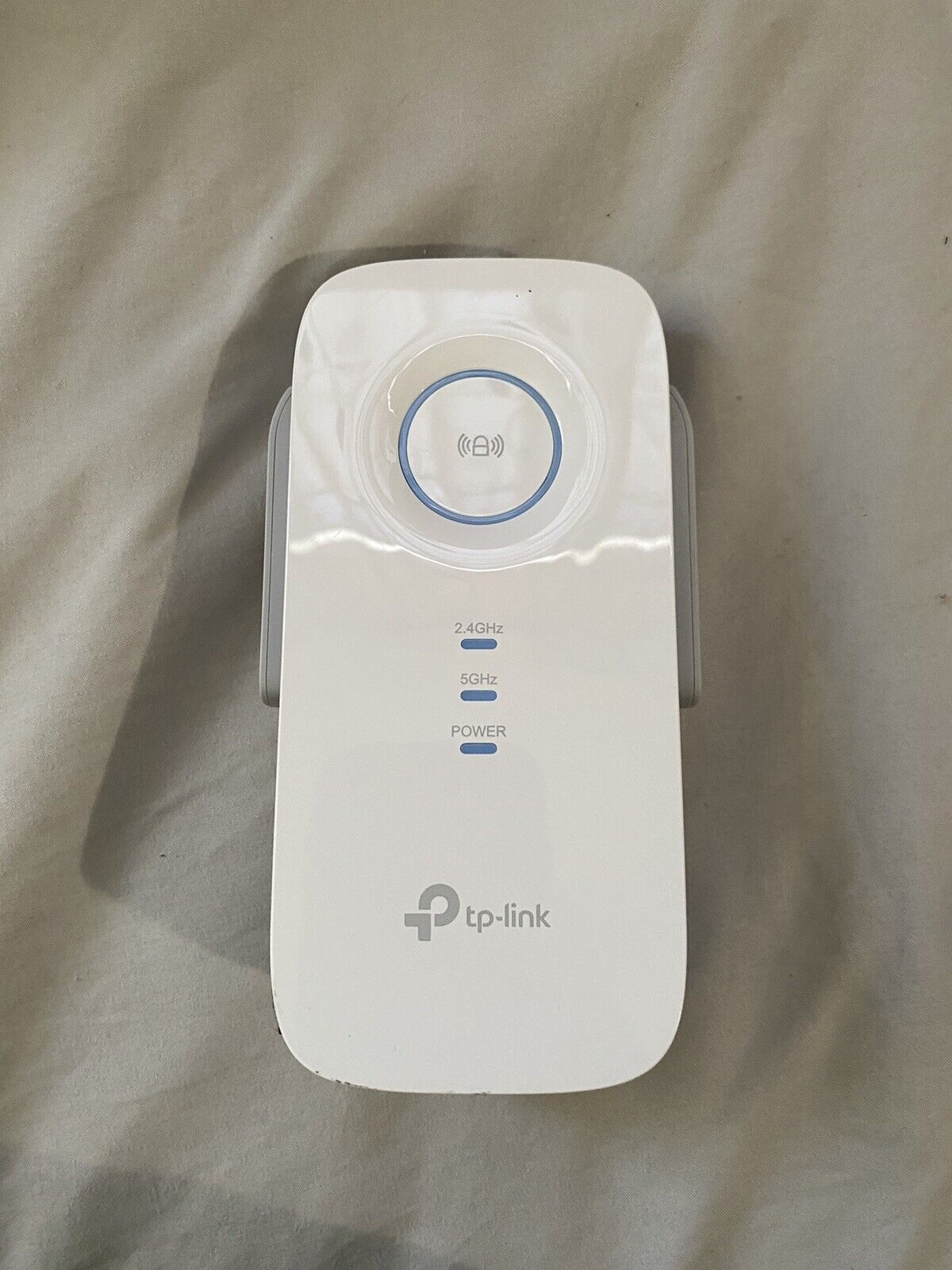 TP-Link AC1900 WiFi Extender RE550 internet booster Working Great