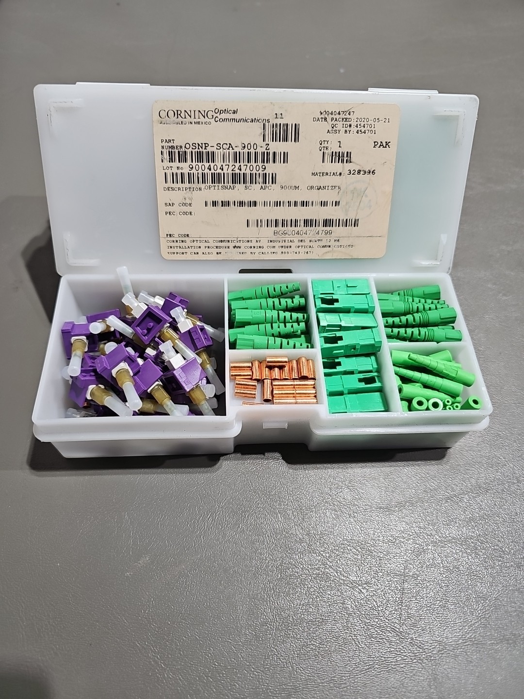 Corning OSNP-SCA-900 OptiSnap SC APC Connector 900UM.  (Box of 25)