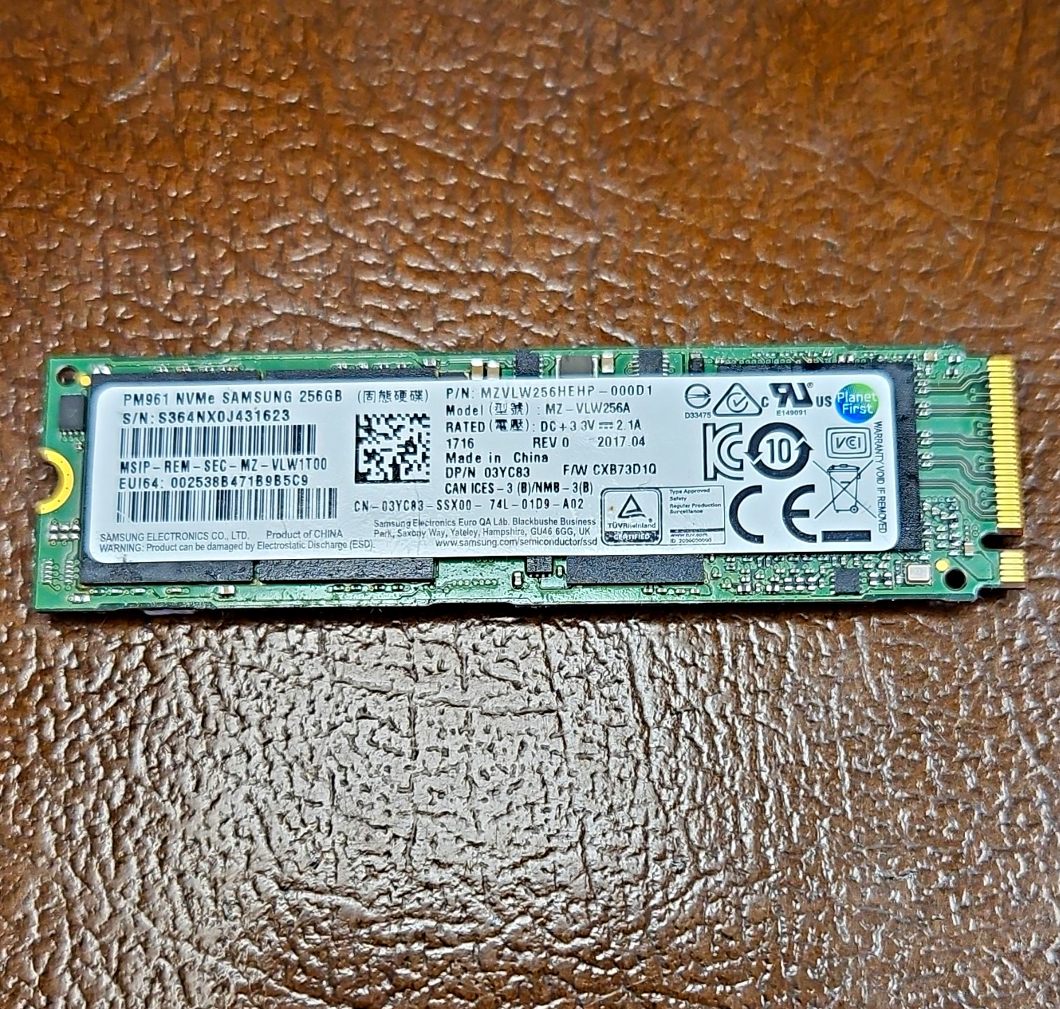 Samsung PM961 256GB NVMe M.2 Internal SSD Laptop/PC MZVLW256HEHP-000D1