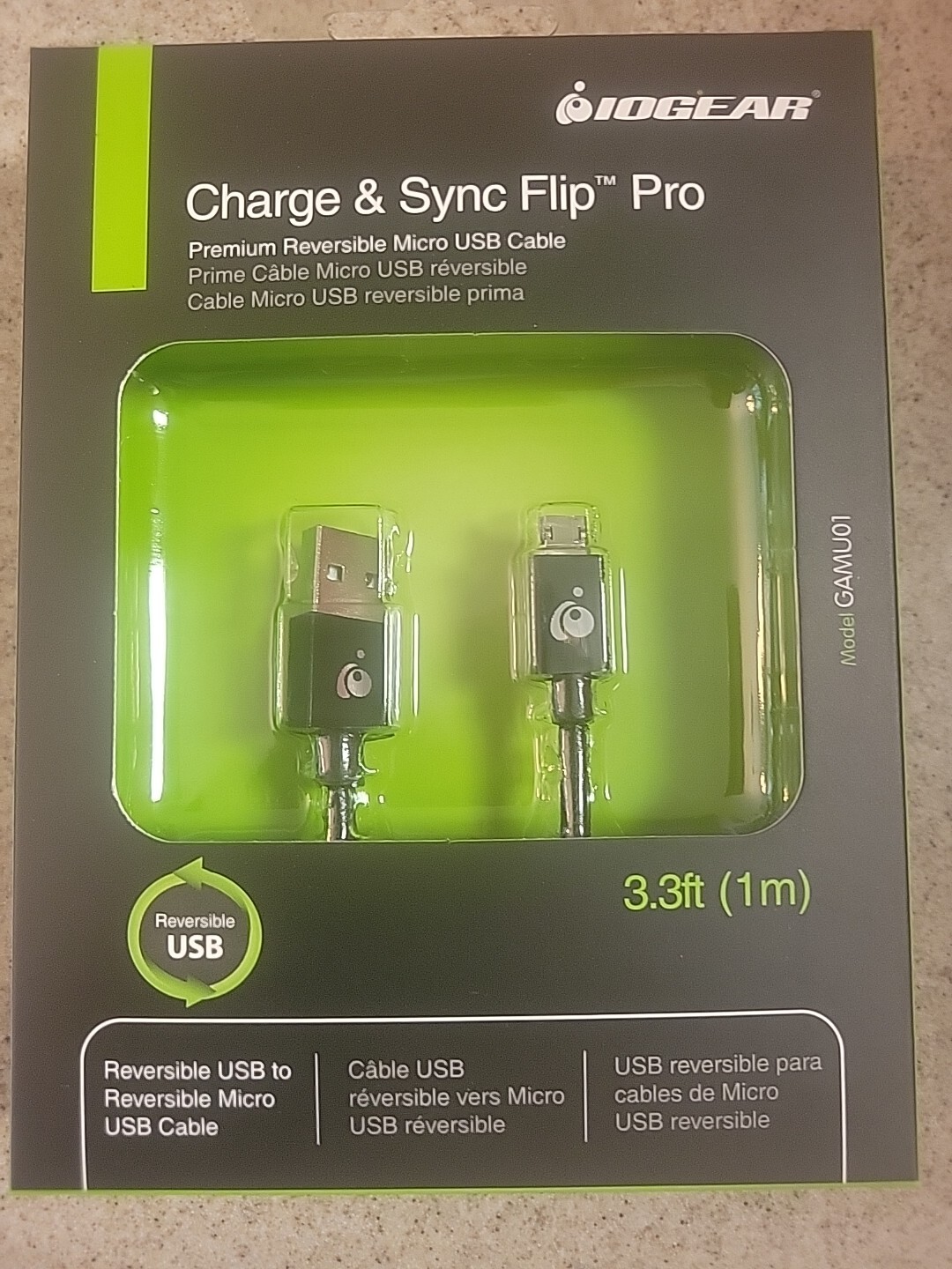 GAMU01 IOGEAR Charge and Sync Flip Pro, Reversible USB to Reversible Micro USB