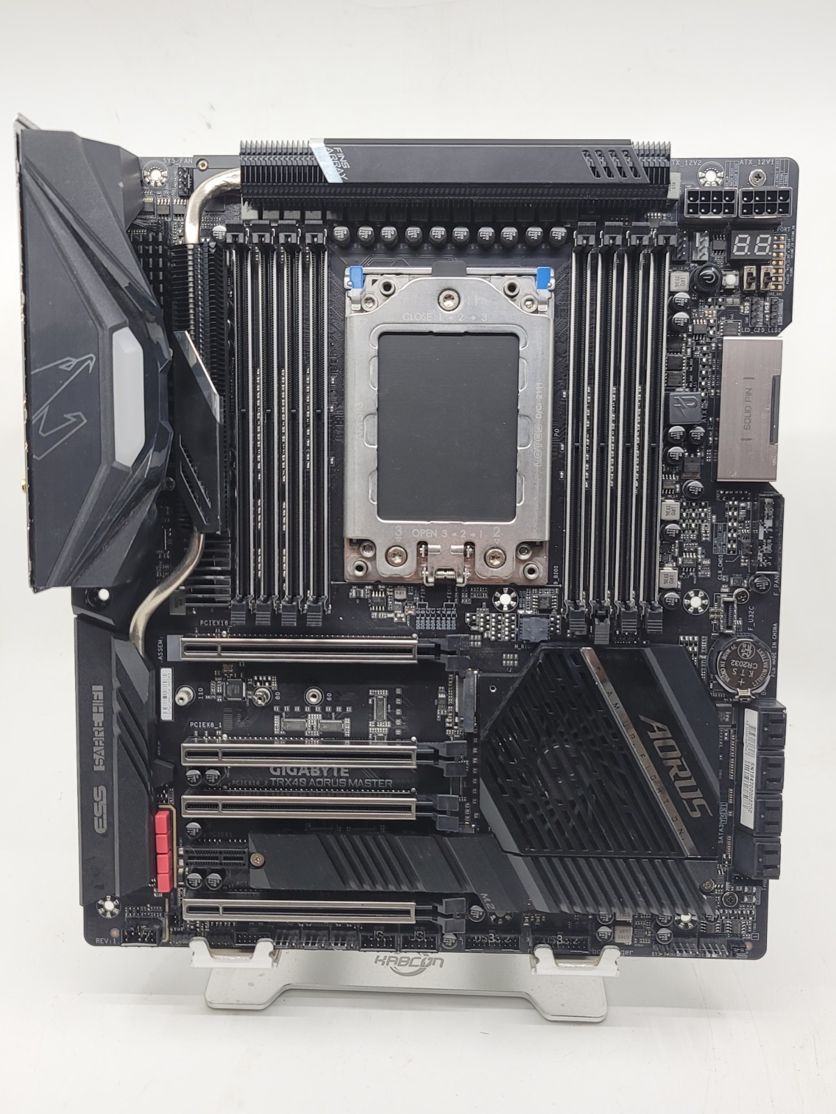 Gigabyte TRX40 Aorus Master Rev 1.0 AMD Threadripper SP3 DDR4 EATX Motherboard
