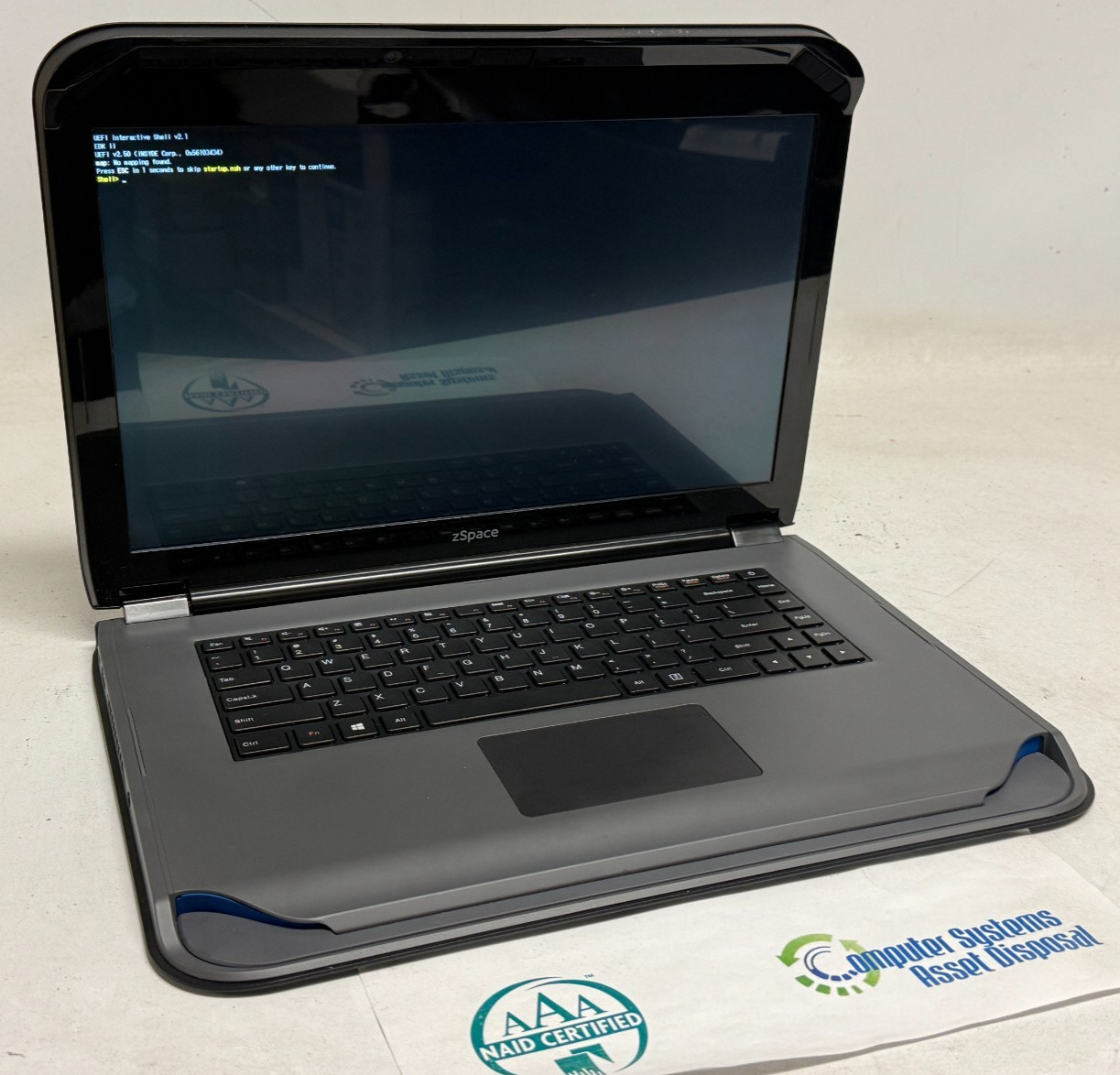 zSpace Original Edition W1847 15.6" (A9-9420 - 8GB RAM - NO OS/HDD)