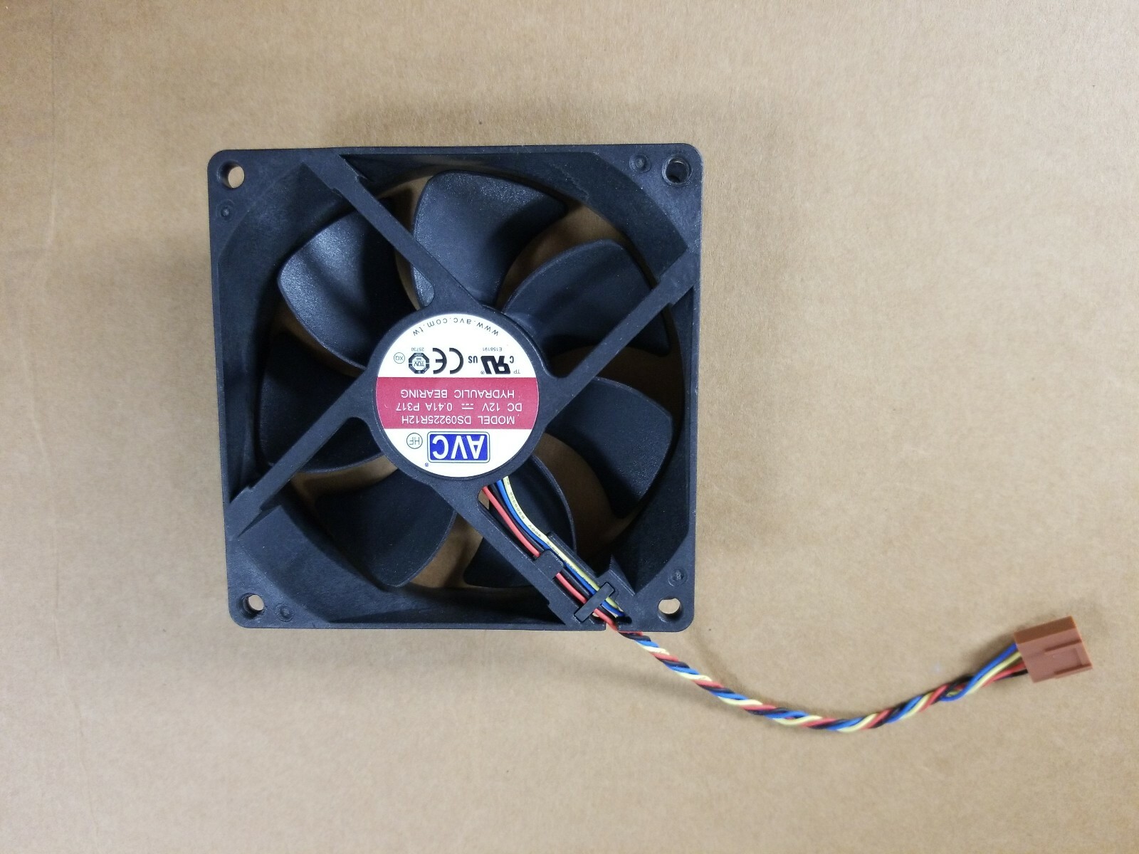 AVC DS09225R12H P502 DC 12V 0.41A 4-wire 4-Pin cooling fan