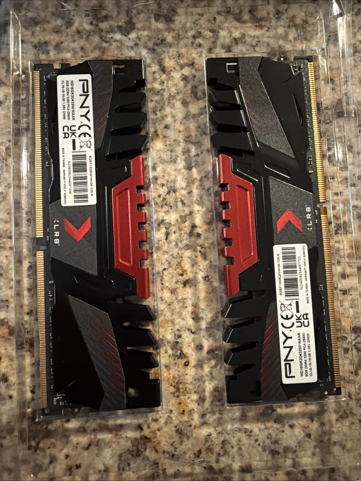 PNY XLR8 Gaming 16GB (2x8GB) DDR4 DRAM 3200MHz CL16 1.35V RGB Dual