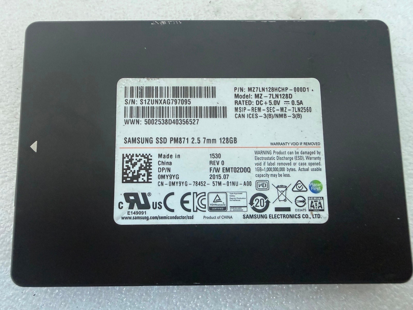 Samsung PM871 128GB 2.5" SATA SSD MZ-7LN128D MZ7LN128HCHP-000D1 0MY9YG