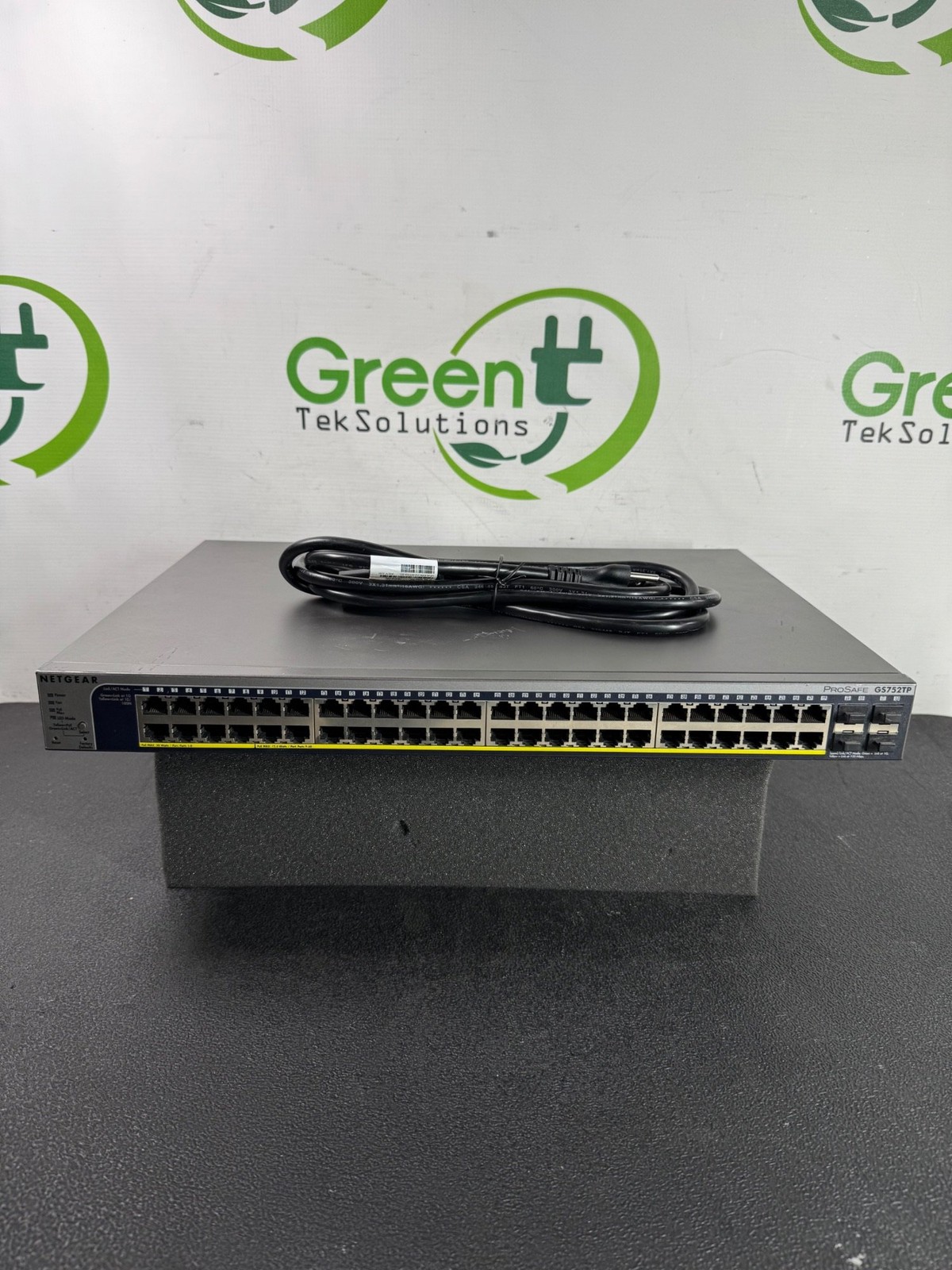 NETGEAR ProSafe GS752TP 48-Port Gigabit PoE Smart Switch 4 SFP - READ