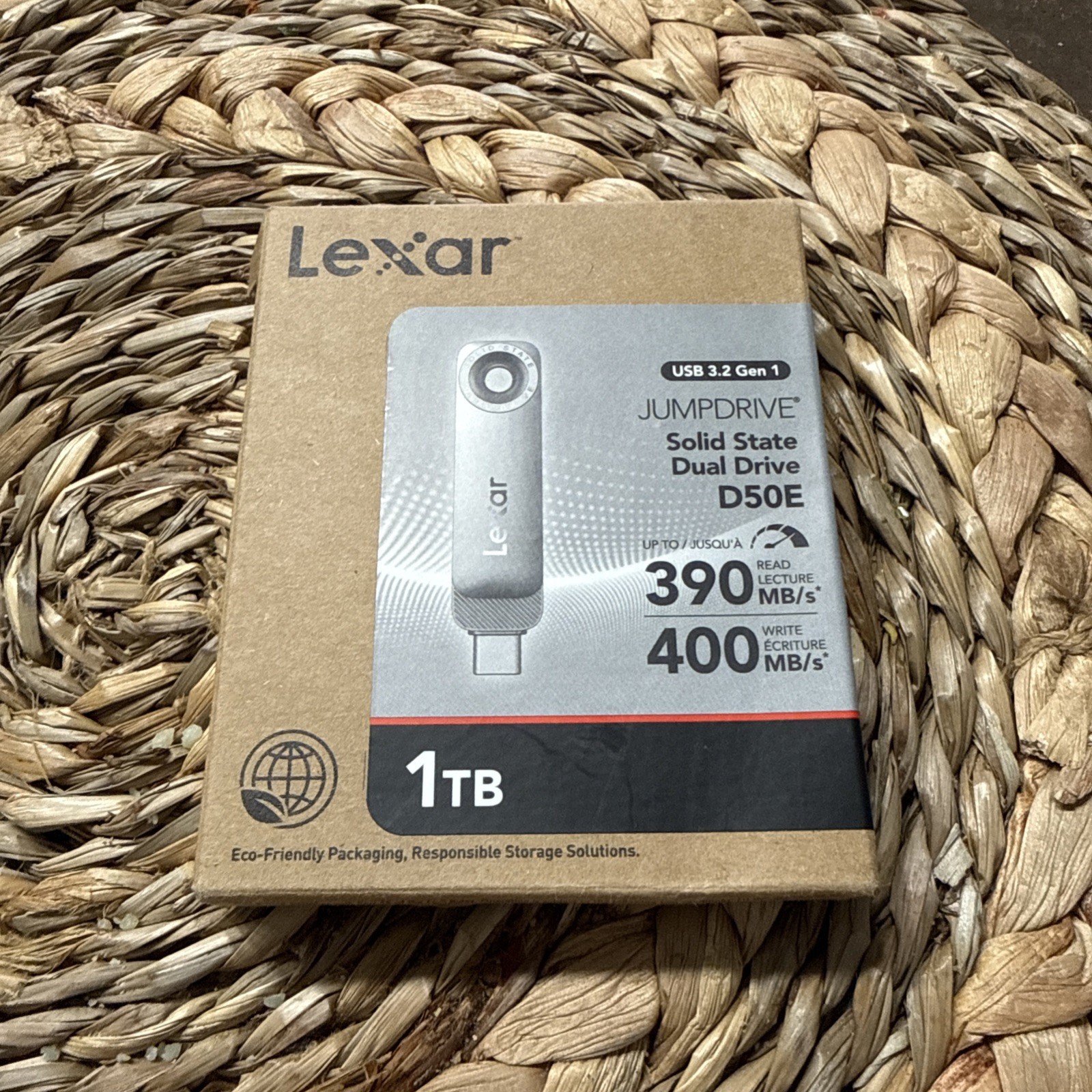 Lexar Solid State JumpDrive D50E 1TB USB 3.2 Gen 1 USB-C Dual-Drive 400MB/s