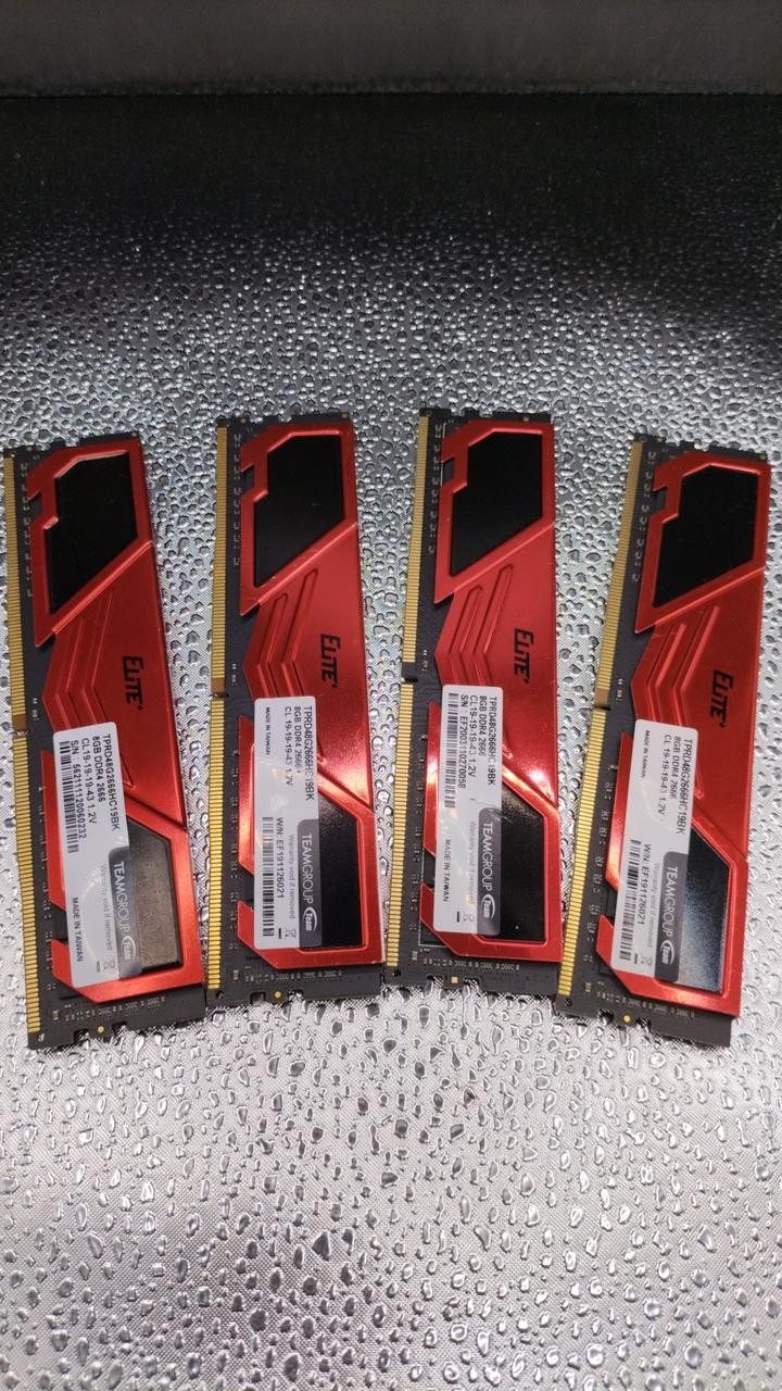TEAM ELITE PLUS DDR4 8GB 2666MHz RAM TPRD48G2666HC19BK PC Memory Upgrade