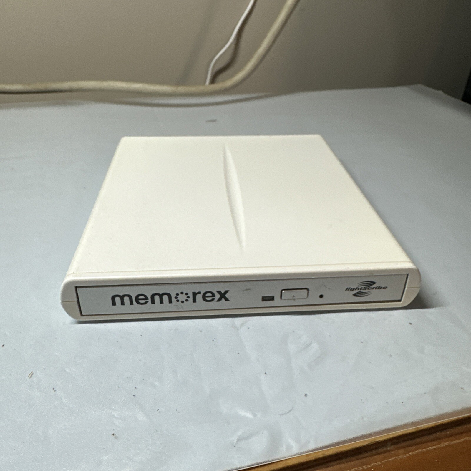 Memorex MRX-650LE v1 Slim External DVD / CD Recorder