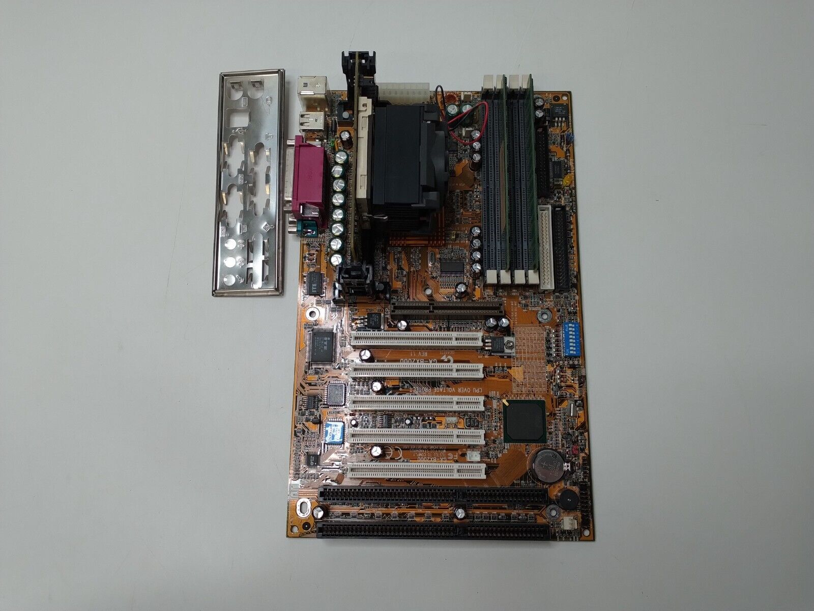 Gigabyte GA-BX2000 Rev 1.1 ATX Motherboard Slot 1 Celeron 128MB SDRAM w IO Plate