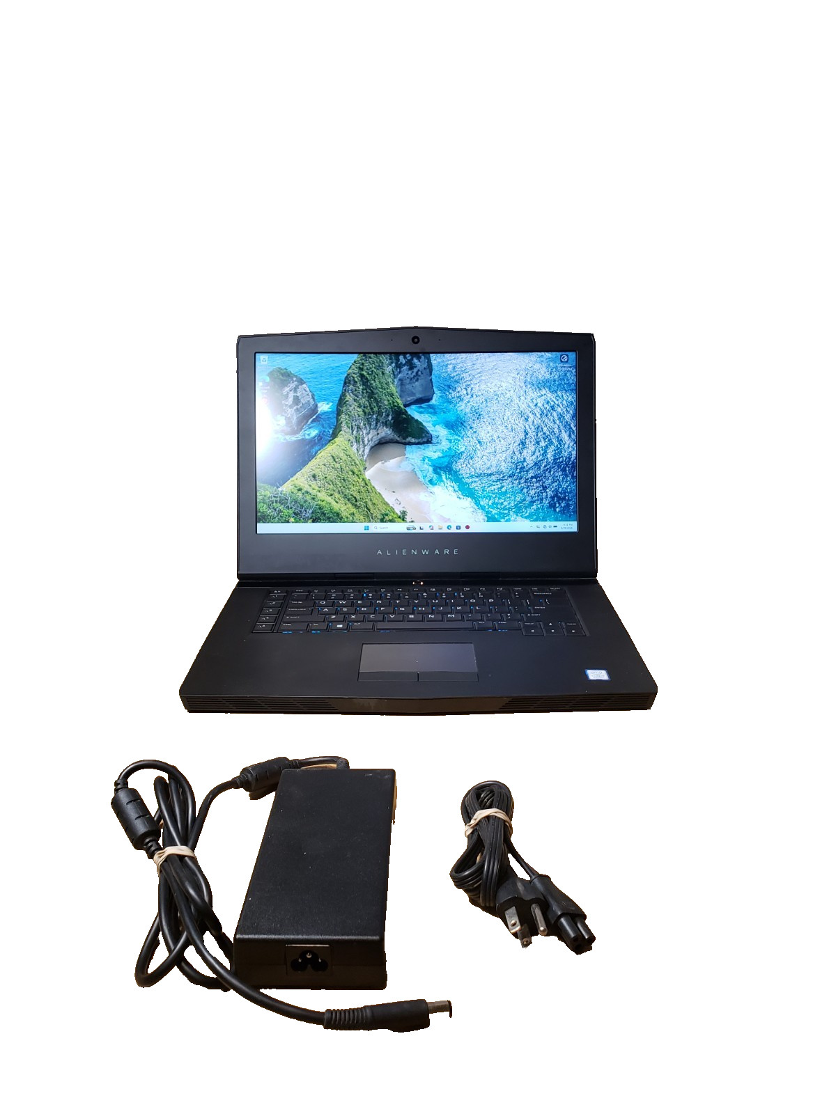 Alienware 15 R4 Intel i7-8750H 2.2GHz 32GB Ram 1TB NVMe 1TB HDD GTX 1070 Win 11