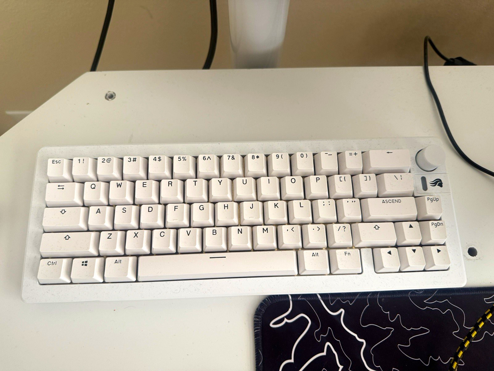 [CUSTOM] Glorious GMMK 3 65% Wired USB-C White Gaming Keyboard