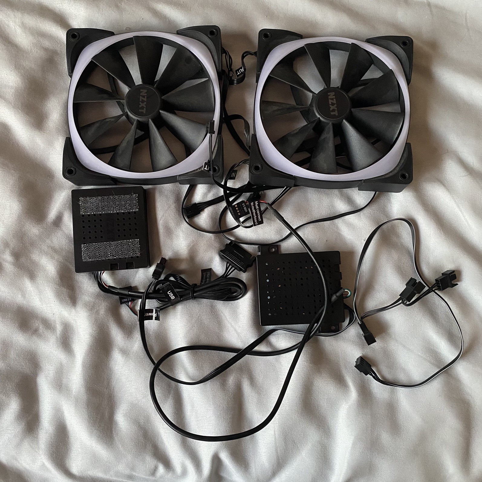 NZXT Aer RGB 2 140mm Fan Kit w/ RGB & 2 Fan Controllers Hue 2 PC Cooling