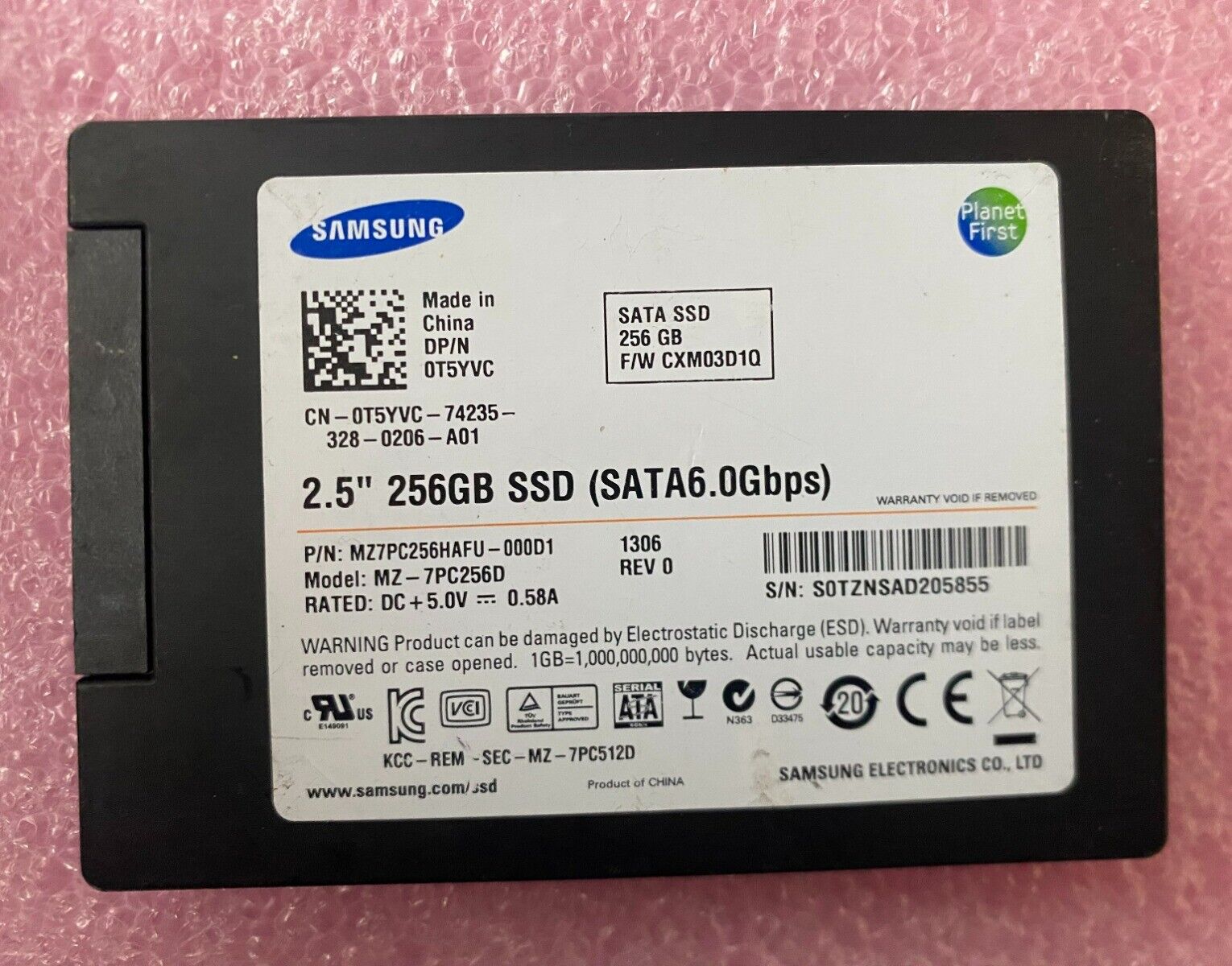 Samsung 256GB MZ-7PC256D MZ7PC256HAFU-000D1 SATA 2.5