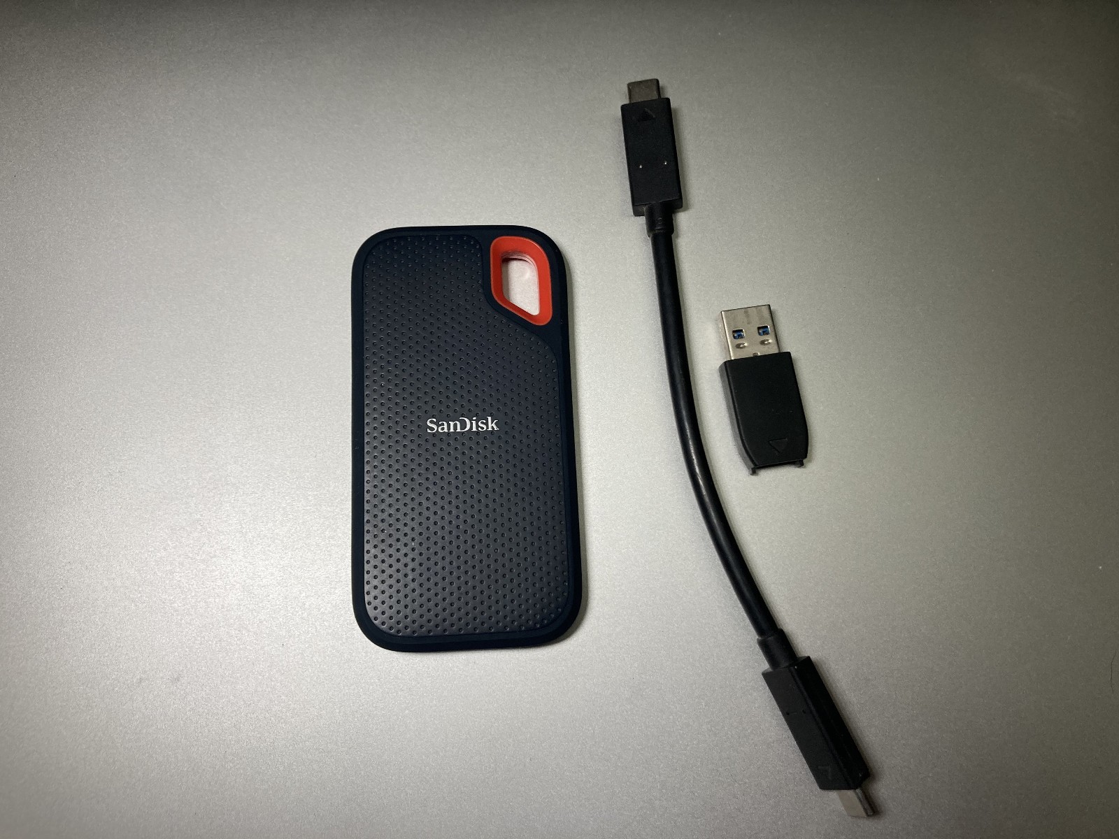 SanDisk Extreme Portable External SSD 250 GB Read Speed up to 550MB/s
