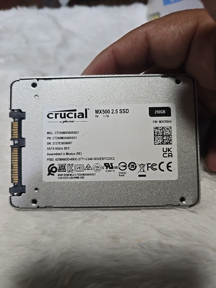 Cruicial MX500 250GB SSD, SATA, 2.5" Internal Hard Drive (CT250MX500SSD1) 6GB