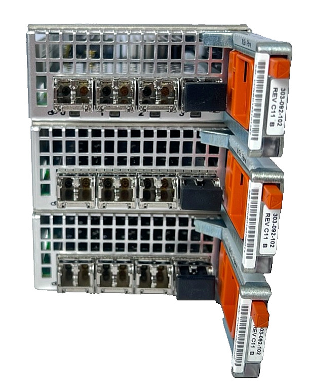 (QTY 3) EMC 303-092-102 8GB Fiber Channel 4 Port I/O Module with 4 SFP