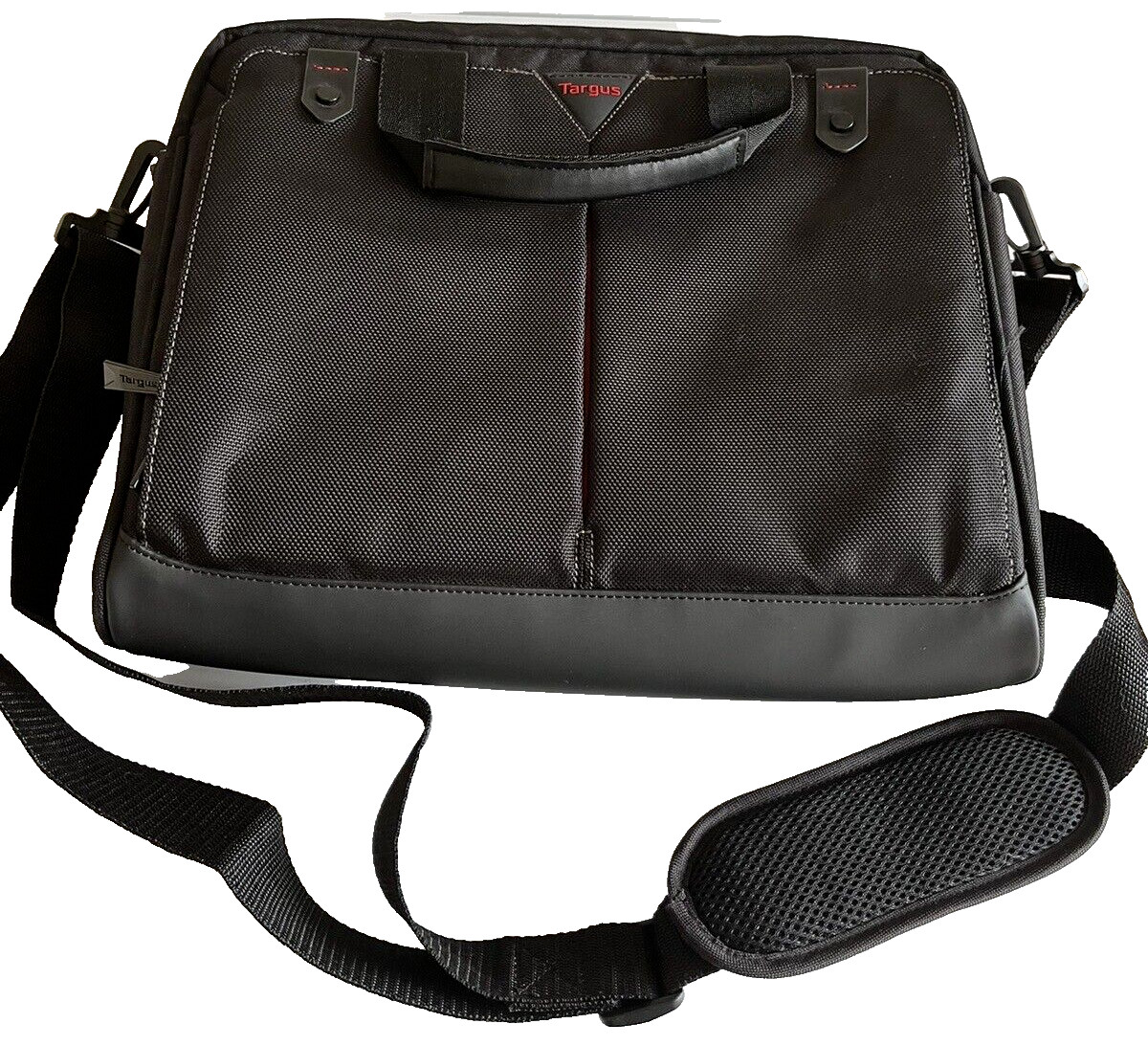 Targus Black Classic + CN514CA Carrying Case 14.1 Inch Laptop Bag With Strap