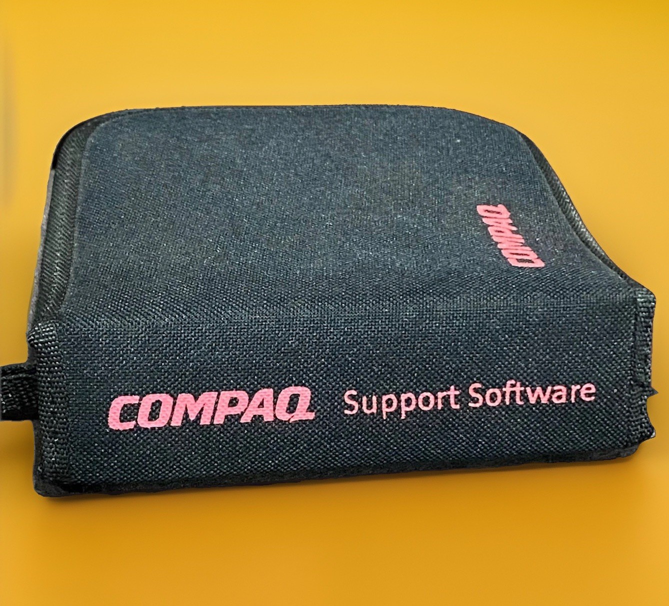 Vintage Compaq Support Software CD Holder Disk Storage Zippered Zipper Case