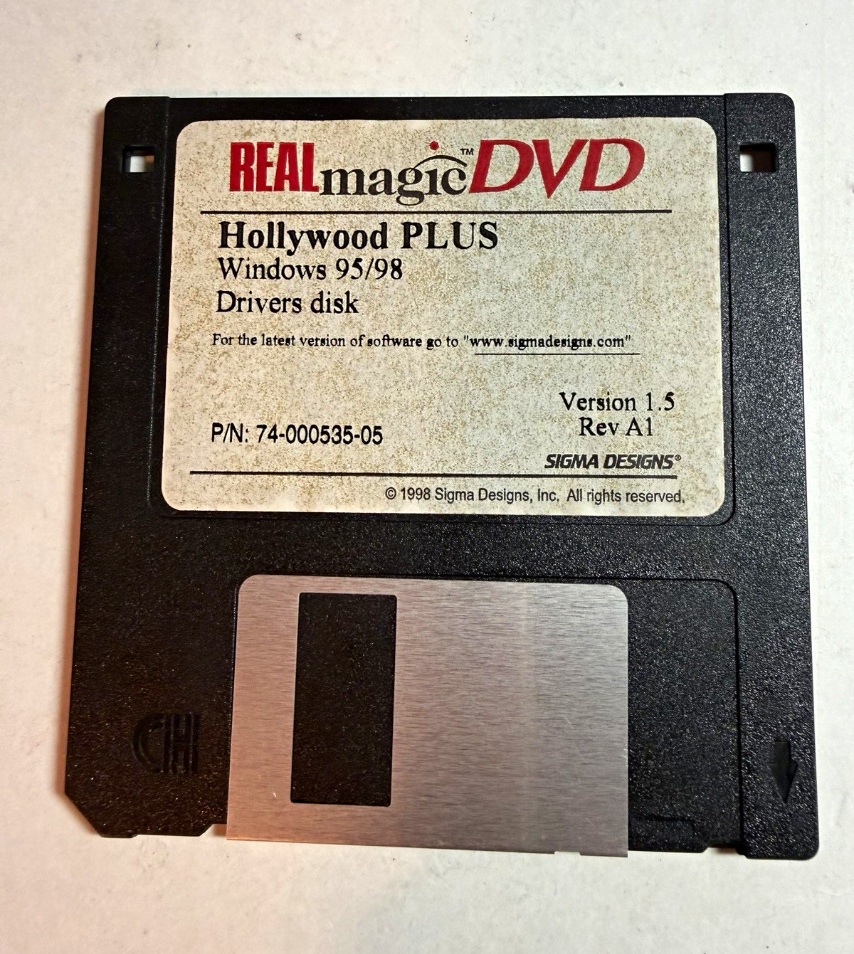 Sigma Designs REALmagic DVD Hollywood PLUS Win95/98 Drivers Disk