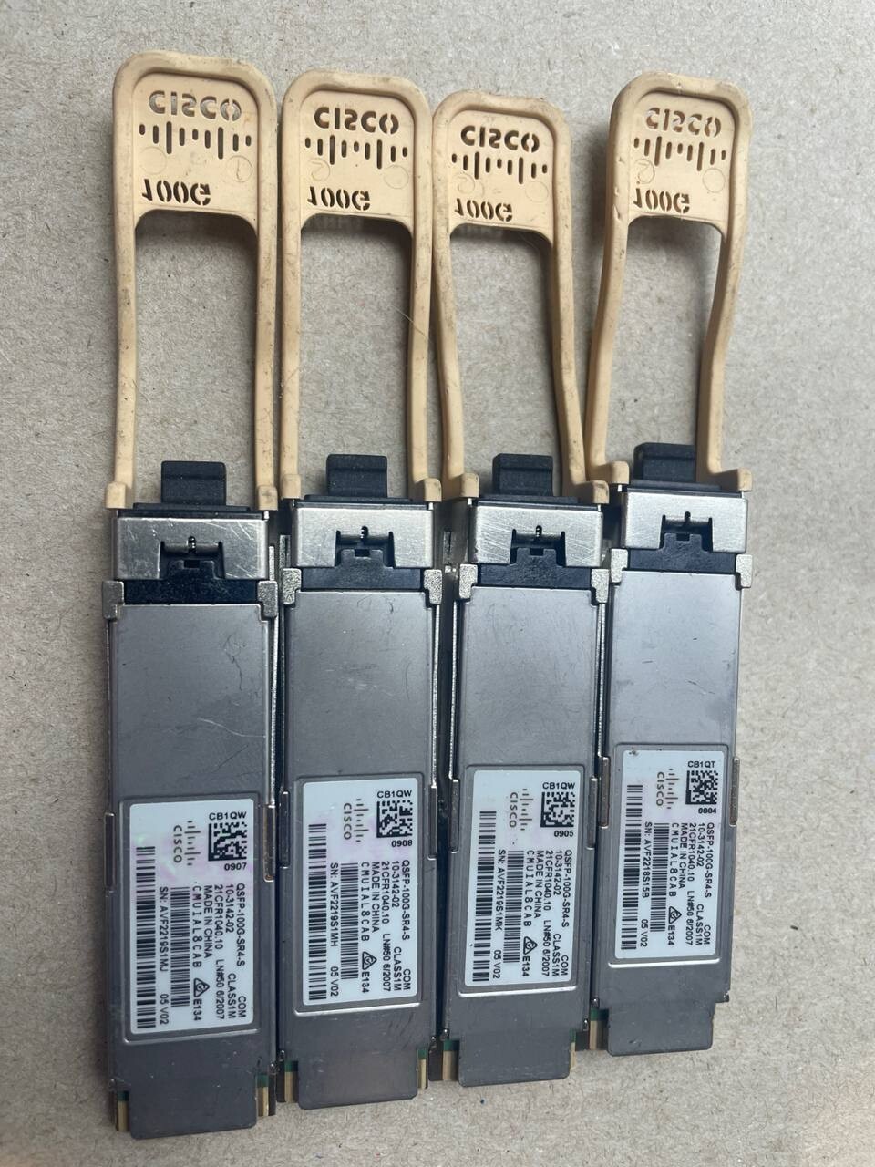 Cisco QSFP-100G-SR4-S 100GbE QSFP28 Transceiver Module 10-3142-02