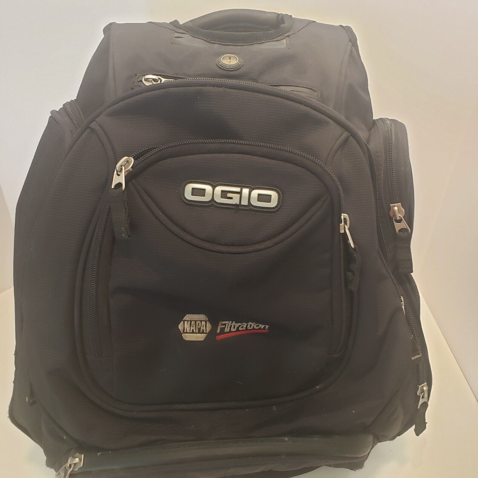 Ogio Metro Street Specs Backpack Laptop Sleeve Audio Port Black Multi...
