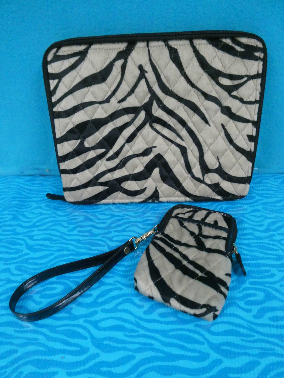 DENNIS BASSO Faux Fur Tablet and Cell Phone Case Zebra New in Bag