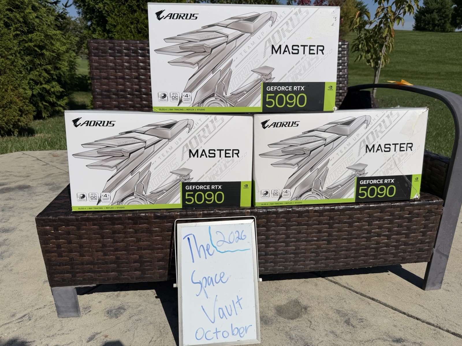Gigabyte AORUS GeForce  RTX 5090 MASTER ICE – 32GB GDDR7 NEW