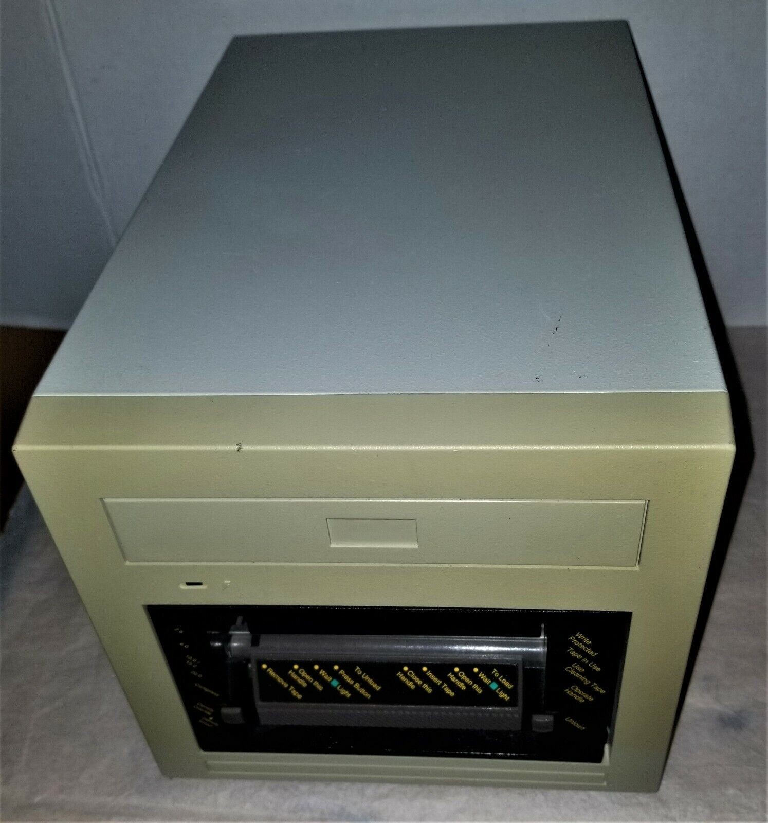 Quantum Ci Design Model DLT4000 Tape Drive