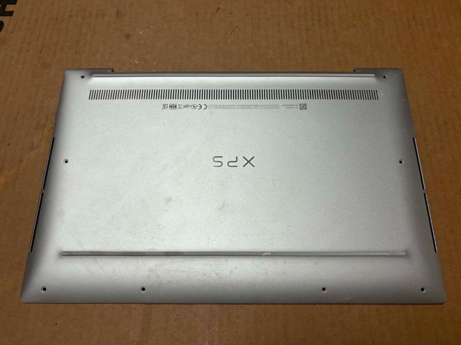 Genuine Dell XPS 13 9300 9310 13.3" Base Cover Bottom Lower Case 0T3Y7G T3Y7G