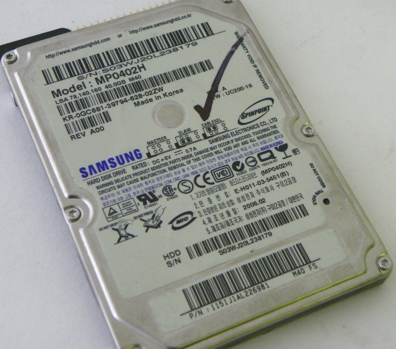 40GB Samsung MP0402H Laptop IDE Hard Drive F/W: UC200-16