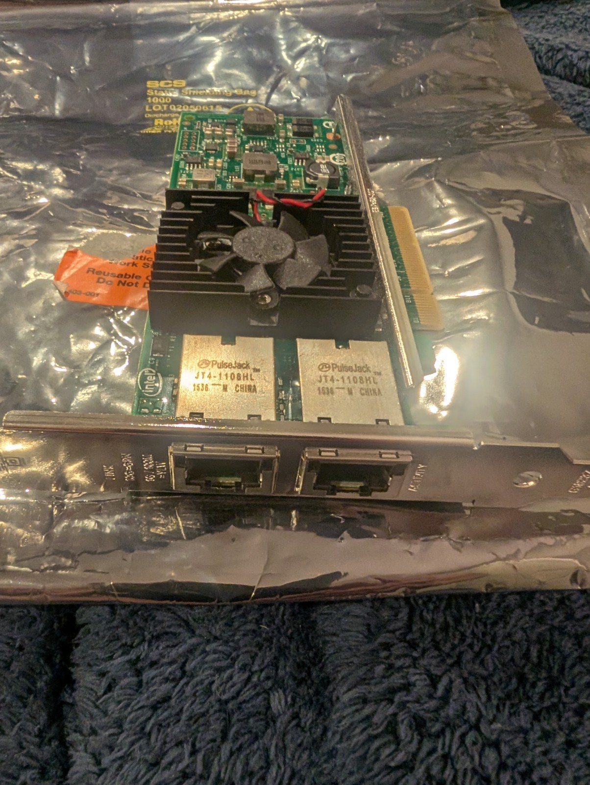 HP Ethernet 10GB 2-PORT 561T Network Adapter NOB + 