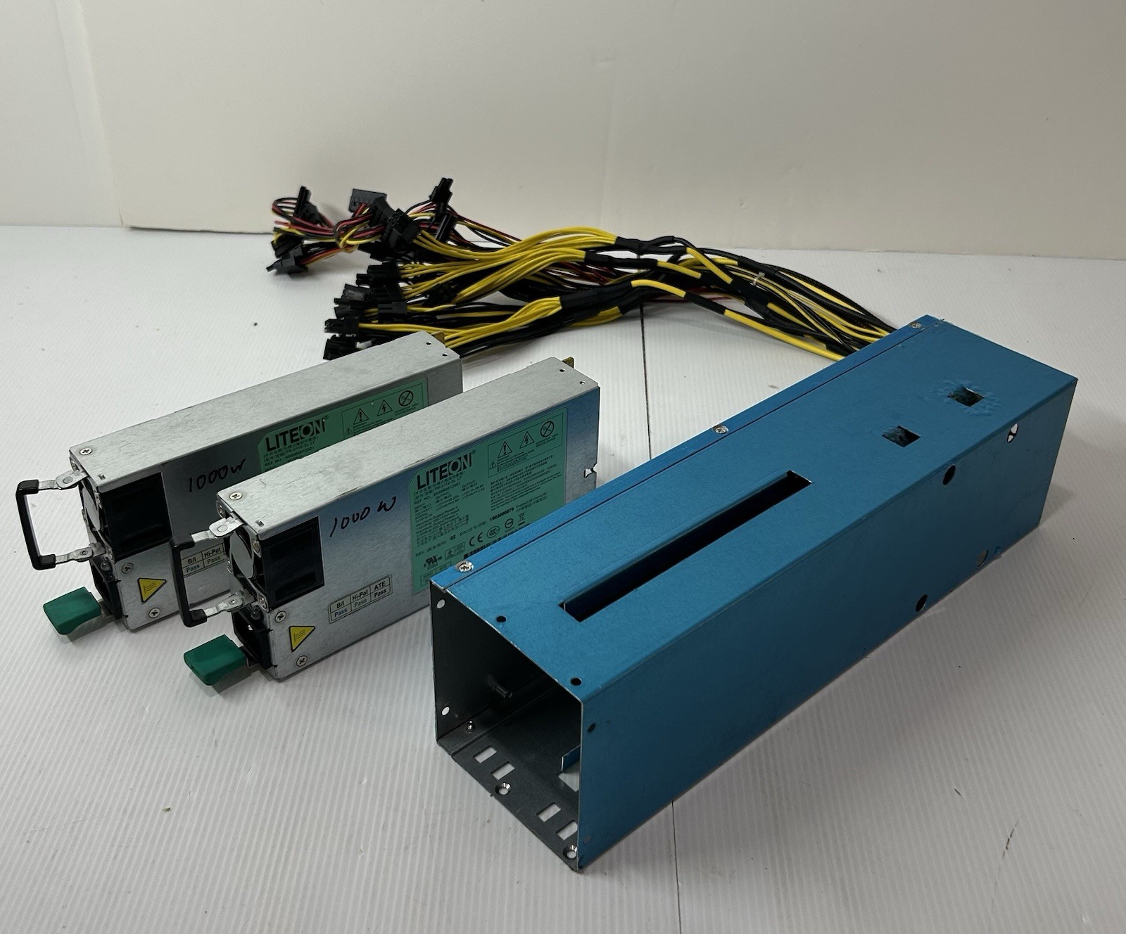 DELL LITEON Model: PS-2112-2LD Lot Of 2 Plus Power Supply Dock And Cords