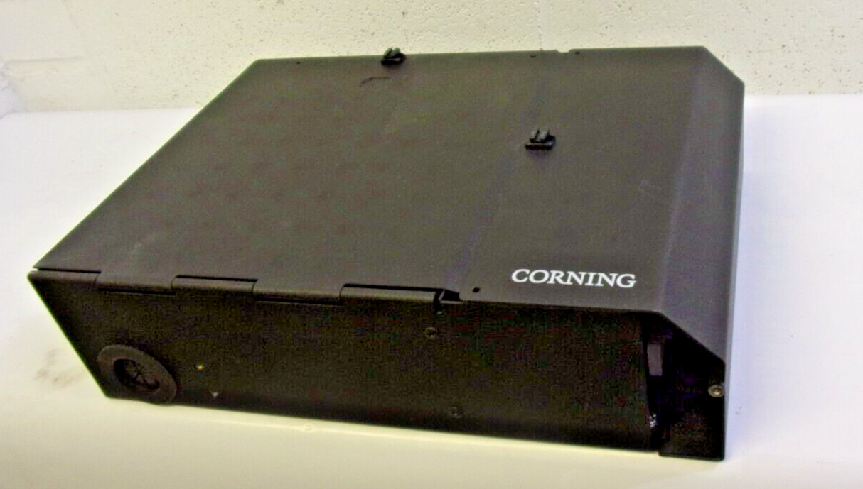 Corning Fiber Termination Box w  Pigtailed Hardware WH212P06-3C-3RN2K0