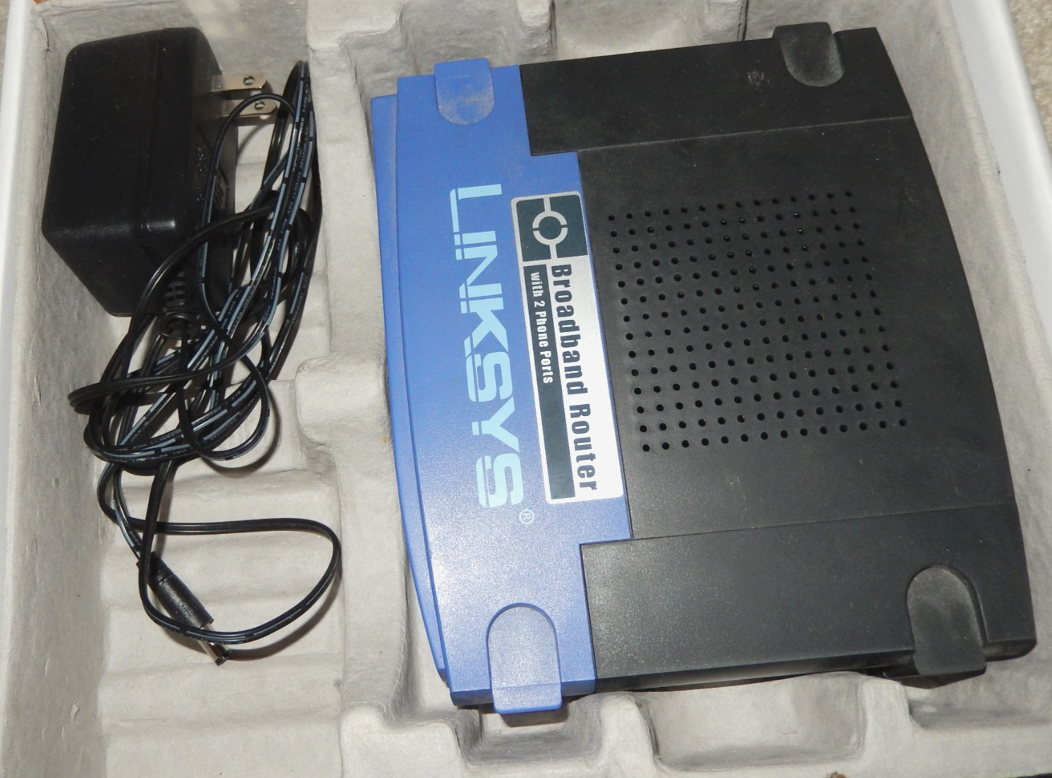 Linksys Broadband Router with 2 Phone Ports (RT31P2-VD)
