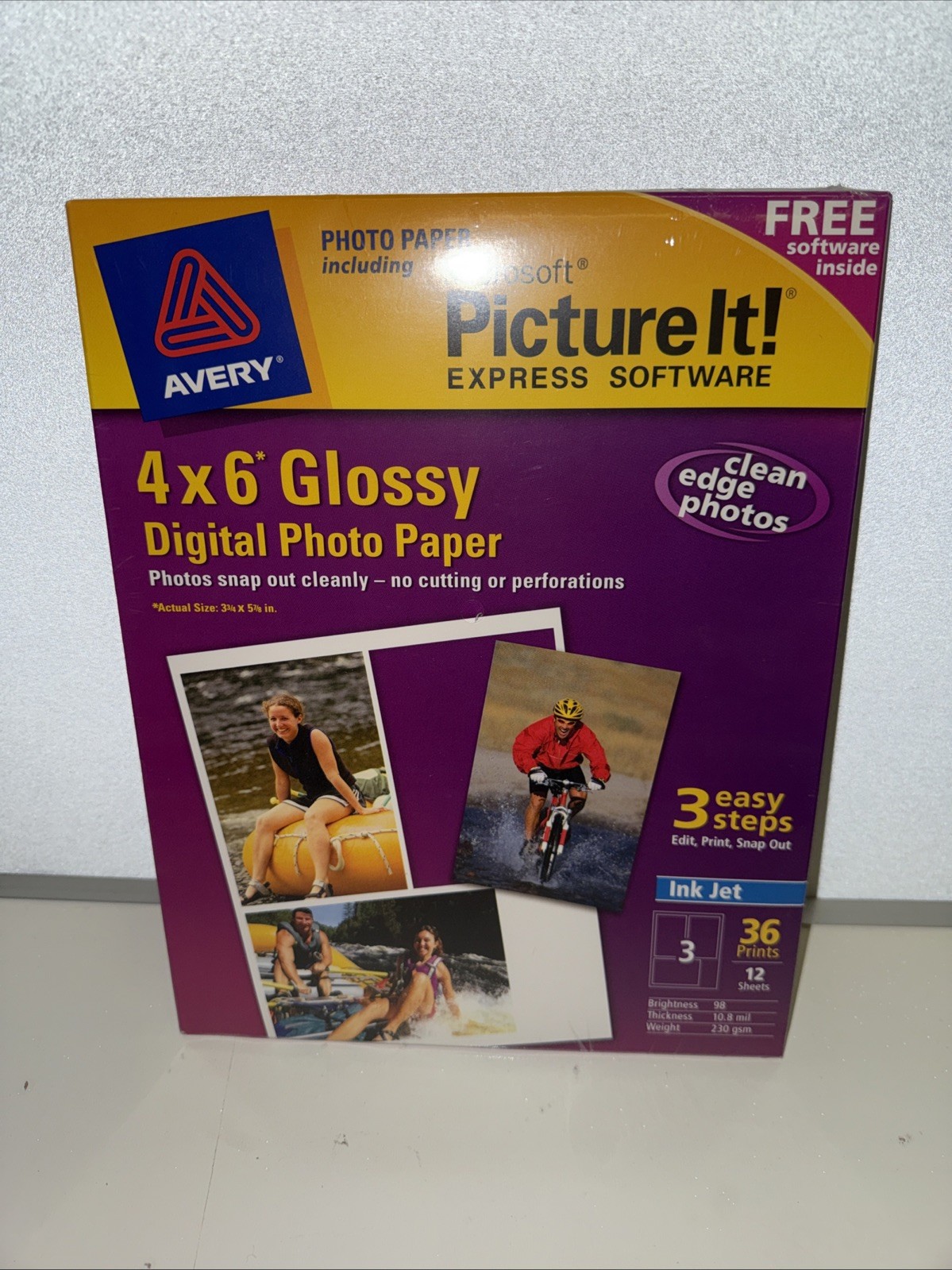 1 Pack Of Avery Photo Paper 8 1/2'' x 11'' Matte &  4'' x 6'' Glossy Paper New