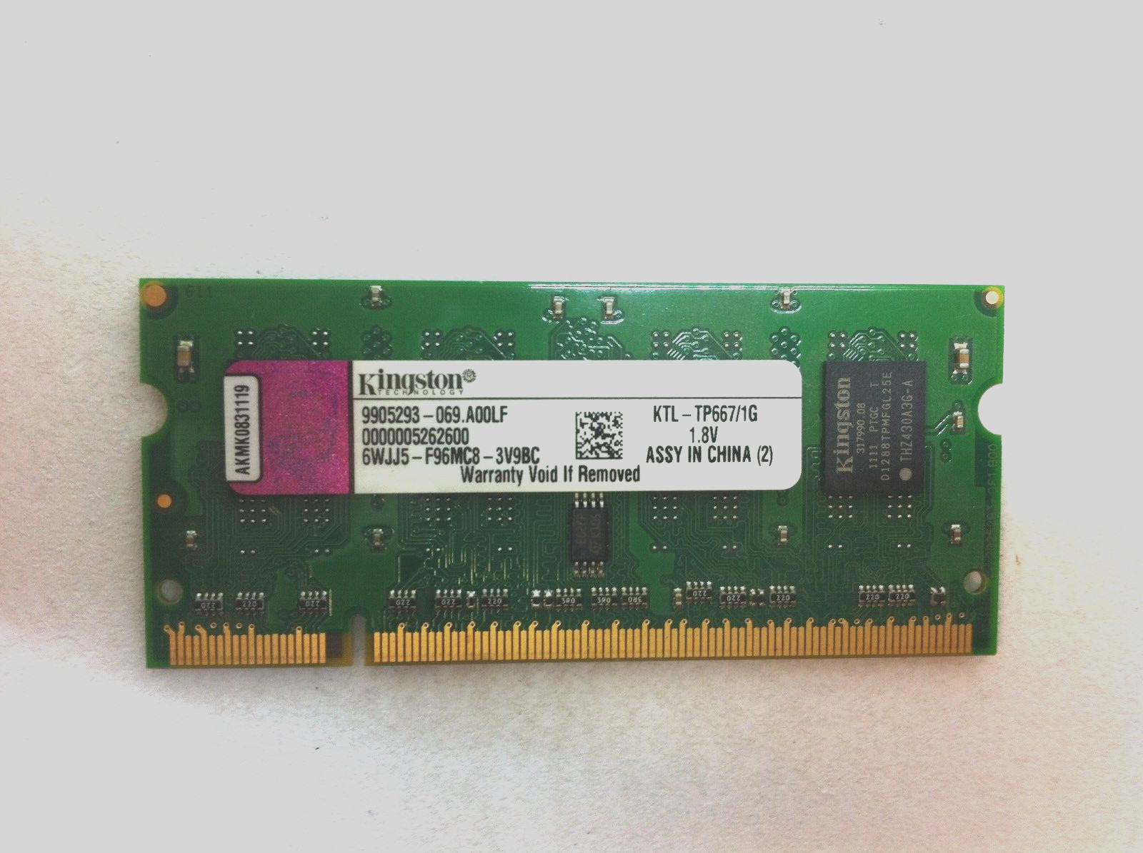 Kingston Memory 1GB KTL-TP667/1G 1.8V Lenovo FRU 40R3389 9905293-069.A00LF - 110