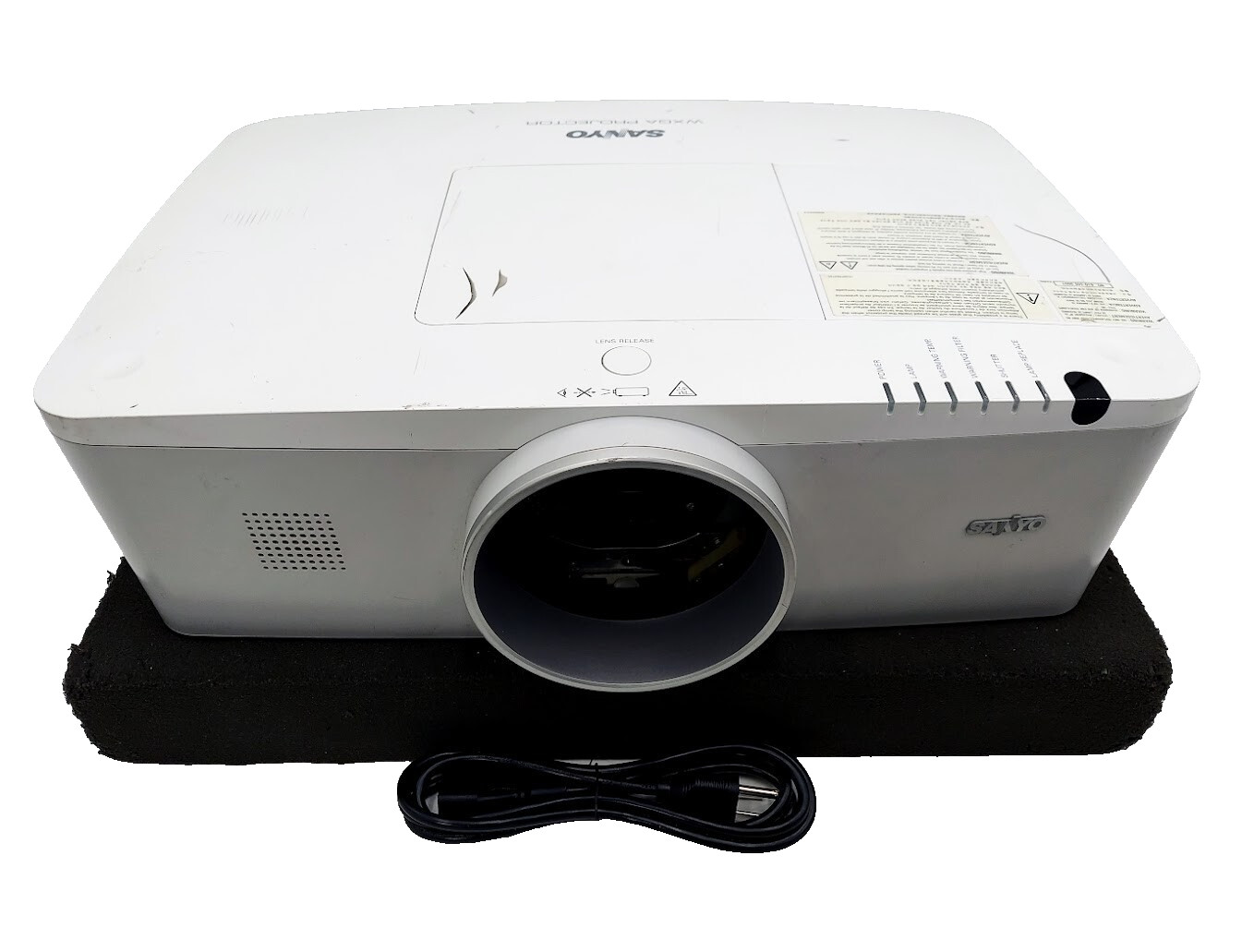 LOT OF 2 Sanyo PLC-WM5500L WXGA &  PLC-XM100 XGA Projector