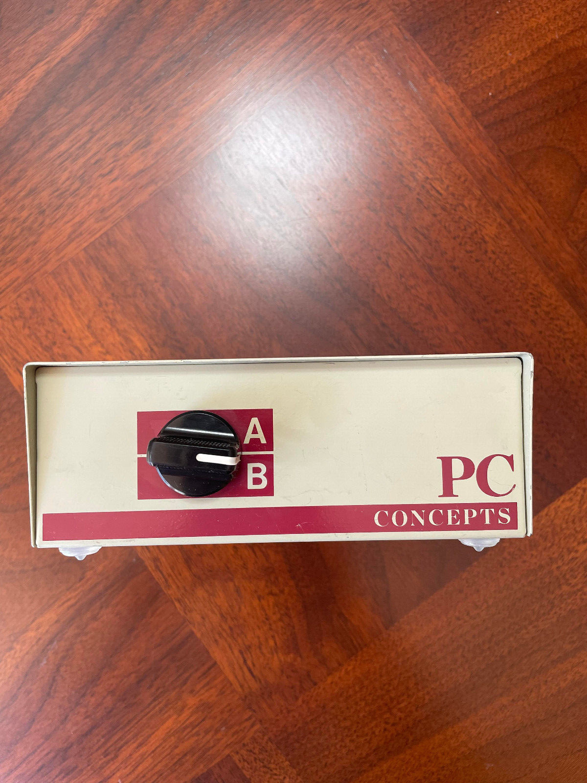 PC CONCEPTS 2 Way Data Transfer Switch Box Rotary Type CAT5 Networking Device