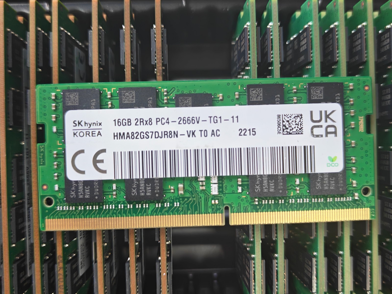 SK Hynix 16GB DDR4 2666 Laptop ECC SODIMM RAM Unbuffered HMA82GU7DJR8N 260pin