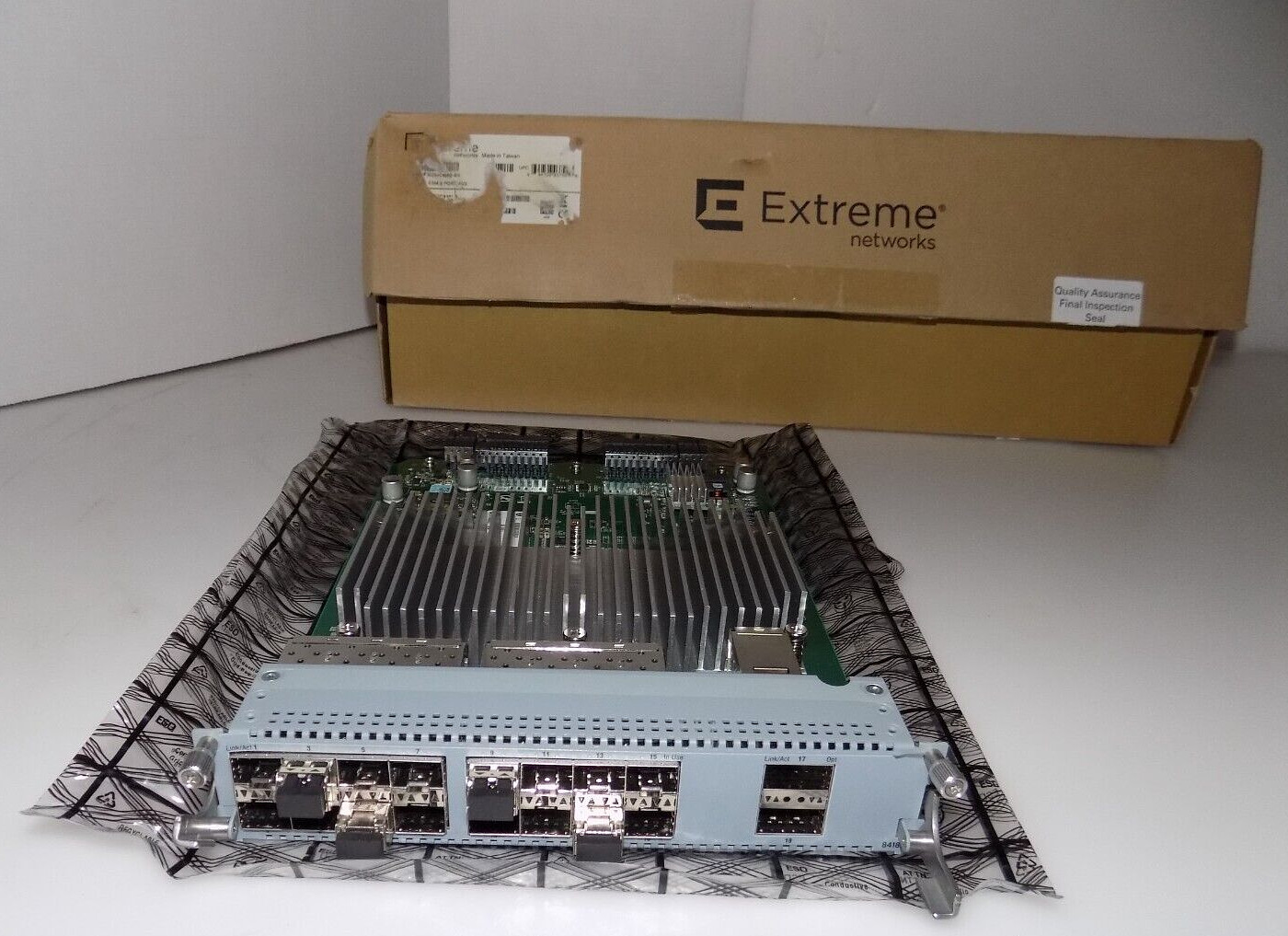Extreme Networks Inc 8418XSQ Ethernet Switch MODULE 16 Port 1/10G SFP+2 Port 40G
