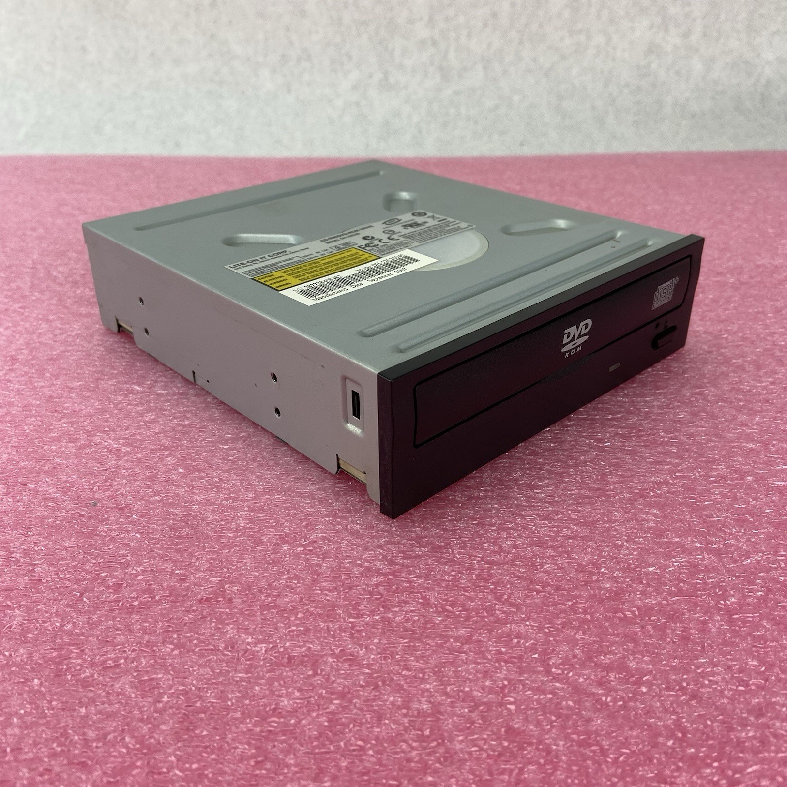 Lite-ON IT Corp CD-RW/DVD-ROM SATA Internal Desktop Drive Tested DH-52C2S