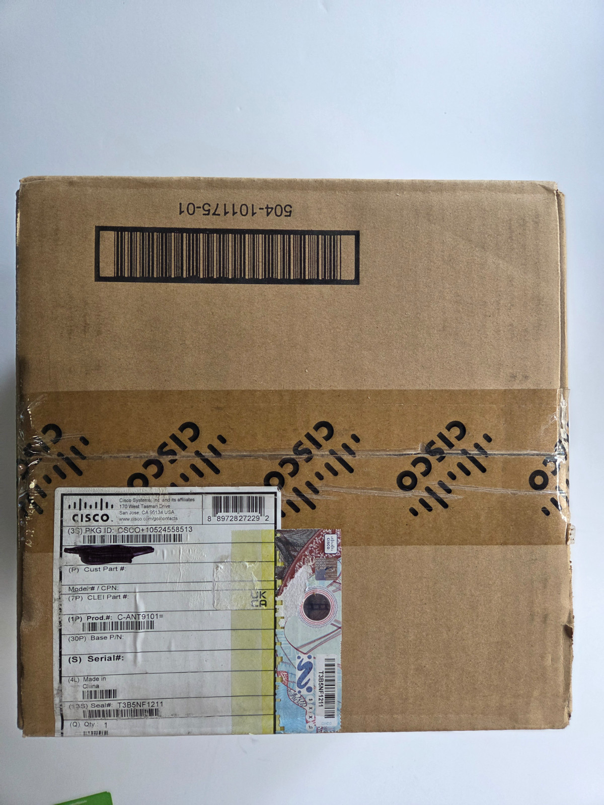 Cisco Catalyst Omnidirectional Ceiling-Mount Antenna – 2.4GHz & 5/6GHz C-ANT9101