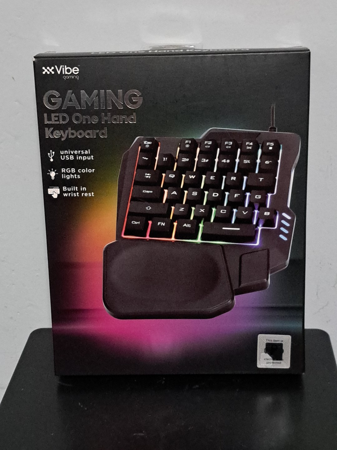 Vibe Gaming LED One Hand Keyboard Lighted RGB - With Wrist Rest - NEW IN BOX