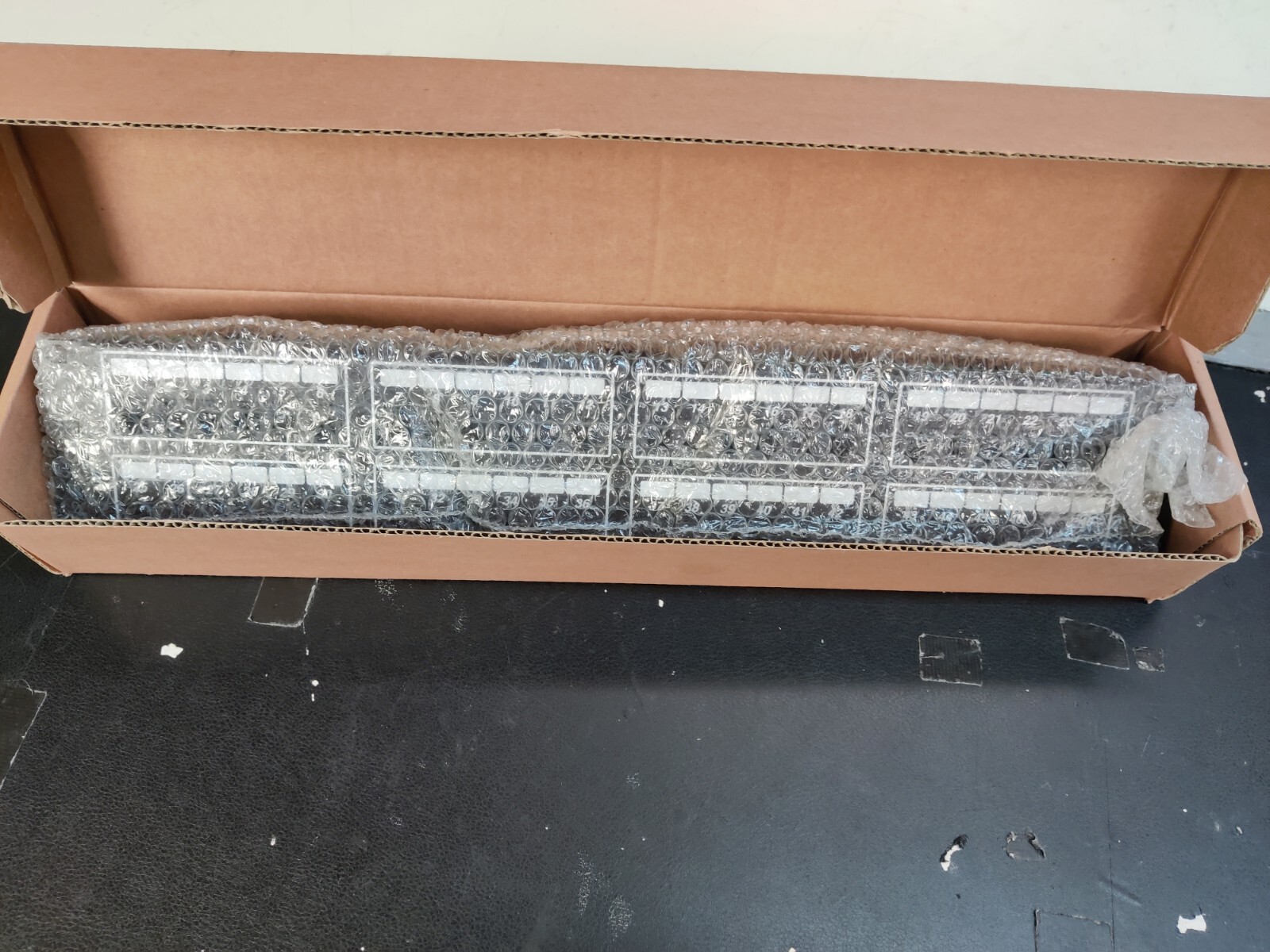 Patch Panel  PN:ICMPP048T6 6P6C  (48 port) 