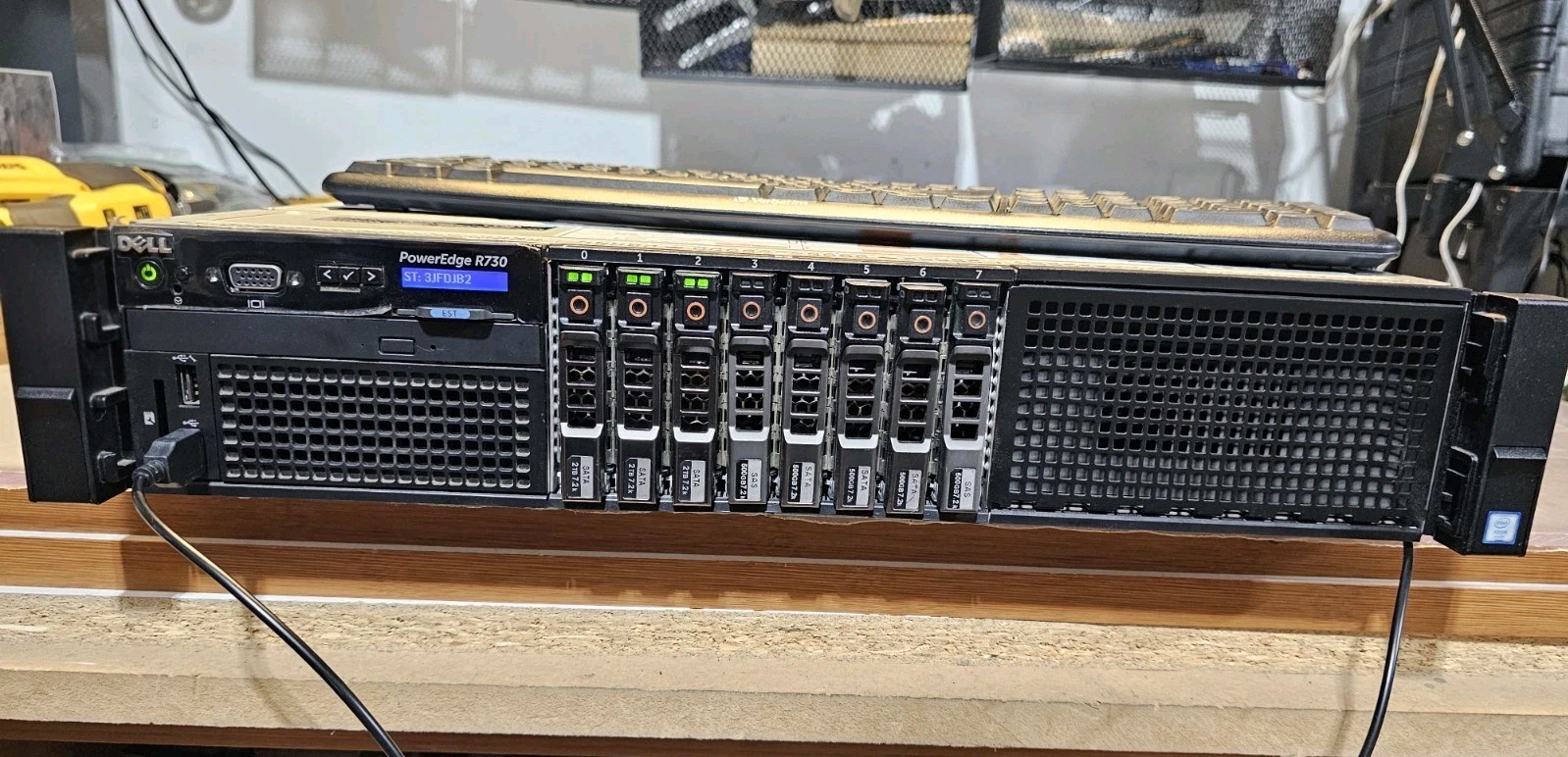 Dell PowerEdge R730 8 Bay Server 64Gb 1x80Gb SSD 3x1.2Tb SAS 2x14c v4CPU Proxmox